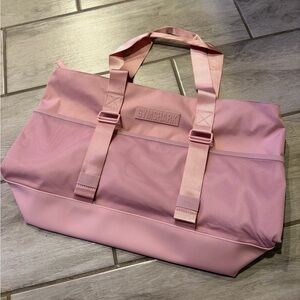 Gymshark Women’s Everyday Tote Bag Cloud Pink NEW